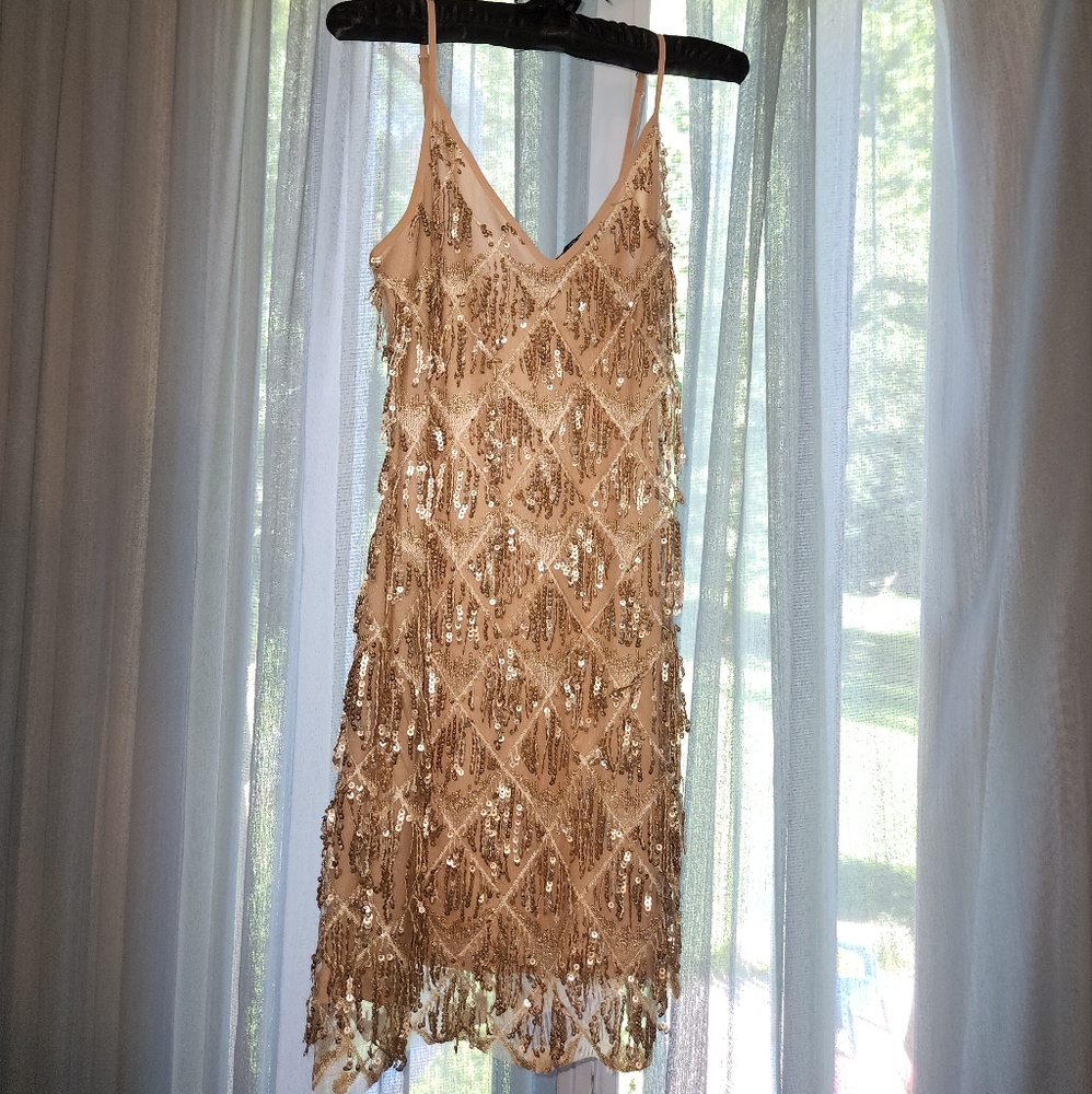 Gold sequin flapper dress. Quiz- UK size 10, US 8 (med) cocktail dress.